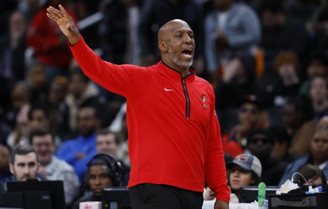 1713256421363043145.png 追平21世纪最差成绩 比卢普斯三连钓仍稳坐钓鱼台