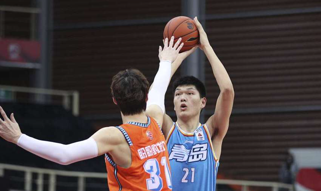 连续2场0分!单场25+15神塔变废塔 主教练未用好他?