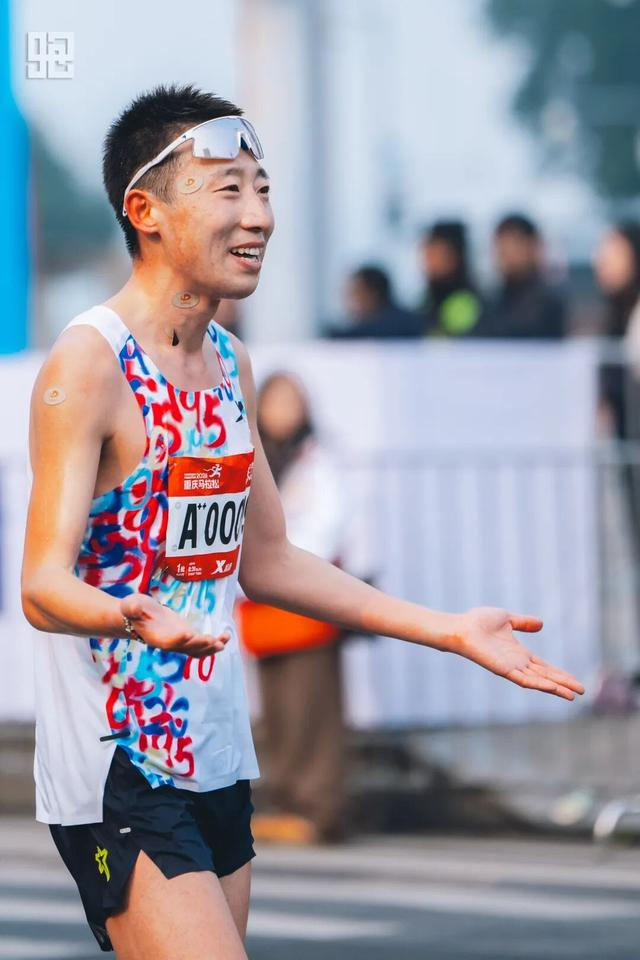 华体会数据中心-房博的213怎样炼成?|跑步|全马|青岛马拉松|训练|高原_新浪体育_新浪新闻