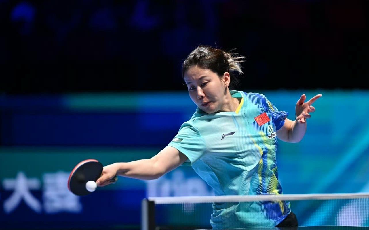 华体会数据中心-连轰3-0晋级!中国女乒28岁王牌挺进16强:打响世界第三保卫战